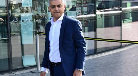 Corbyn da por hecha la victoria del laborista Khan a la alcaldía de Londres Corbyn da por hecha la victoria del laborista Khan a la alcaldía de Londres