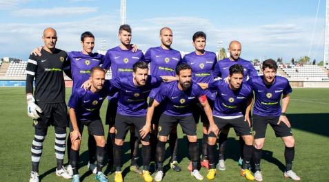 Uno de los onces titulares del Hércules en la presente temporada, en la que ha competido en el grupo 3 de Segunda B. Uno de los onces titulares del Hércules en la presente temporada, en la que ha competido en el grupo 3 de Segunda B.