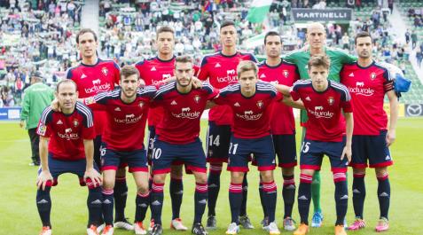 Alineación de Osasuna contra el Elche. Alineación de Osasuna contra el Elche.