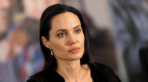 La actriz estadounidense Angelina Jolie. La actriz estadounidense Angelina Jolie.