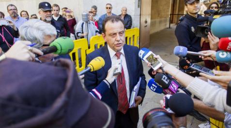 Horrach sopesa dar la última batalla para librar a la infanta del banquillo Horrach sopesa dar la última batalla para librar a la infanta del banquillo