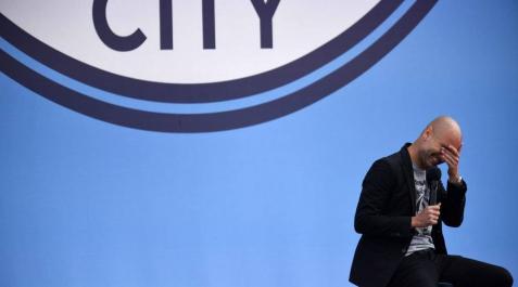 Guardiola, en su presentación con el Manchester City. Guardiola, en su presentación con el Manchester City.