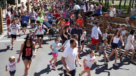Tudela anticipa sus fiestas con la Carrera del encierro Tudela anticipa sus fiestas con la Carrera del encierro