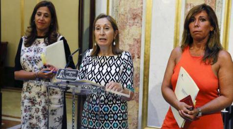 Ana Pastor, durante su comparecencia en el Congreso. Ana Pastor, durante su comparecencia en el Congreso.