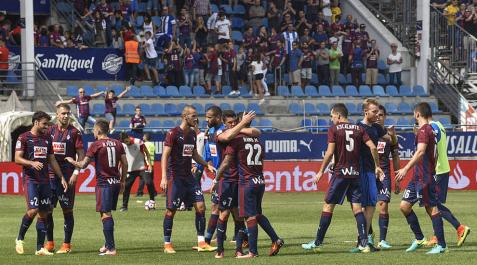 El Eibar se lleva el derbi guipuzcoano (2-0) El Eibar se lleva el derbi guipuzcoano (2-0)