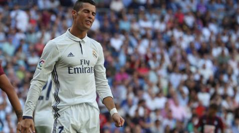 El Eibar conquista un punto histórico ante un Real Madrid fundido El Eibar conquista un punto histórico ante un Real Madrid fundido