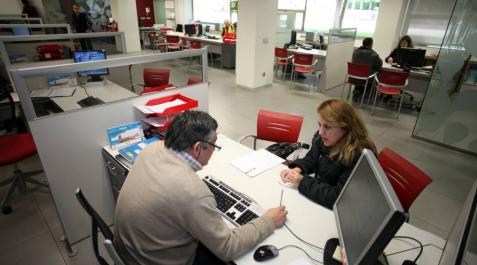 El Servicio Navarrode Empleo, bajo el microscopio El Servicio Navarrode Empleo, bajo el microscopio