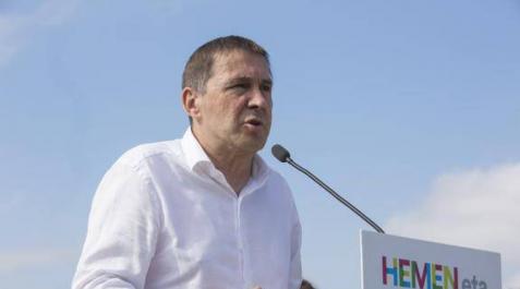 Arnaldo Otegi. Arnaldo Otegi.
