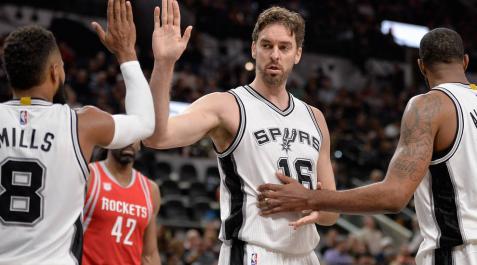 Pau Gasol se venga de los Rockets y Ricky Rubio reaparece tras su lesión Pau Gasol se venga de los Rockets y Ricky Rubio reaparece tras su lesión