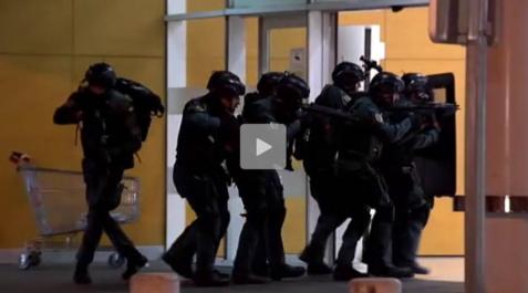 Un momento del simulacro de atentado yihadista en Pamplona. Un momento del simulacro de atentado yihadista en Pamplona.