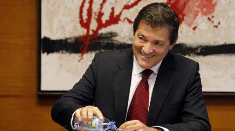 El castigo a los diputados díscolos reaviva las tensiones en el PSOE El castigo a los diputados díscolos reaviva las tensiones en el PSOE