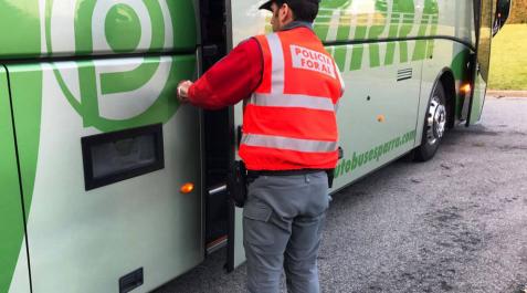 La Policía Foral inicia la campaña 2016/17 de control del transporte escolar La Policía Foral inicia la campaña 2016/17 de control del transporte escolar