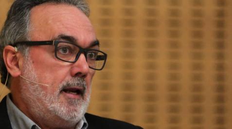 El sexólogo José Luis García Fernández, de 61 años, durante su charla sobre sexo, jóvenes e Internet, impartida en Civican. El sexólogo José Luis García Fernández, de 61 años, durante su charla sobre sexo, jóvenes e Internet, impartida en Civican.