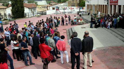 El colegio de Aibar ve problemático el descenso de nuevos alumnos El colegio de Aibar ve problemático el descenso de nuevos alumnos