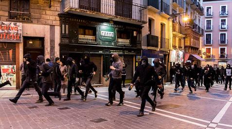 Incidentes en el Casco Antiguo de Pamplona Incidentes en el Casco Antiguo de Pamplona este sábado tras una concentración contra la represión