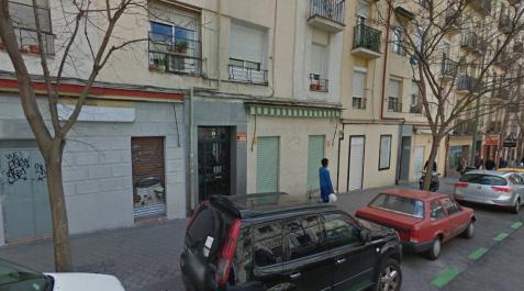 Un jubilado dispara a una mujer en una fuerte discusión en un piso de Madrid Un jubilado dispara a una mujer en una fuerte discusión en un piso de Madrid