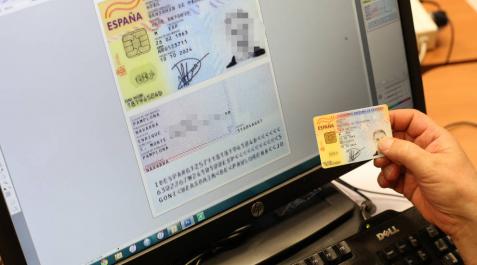 La banca cancela 40.000 cuentas porque los dueños no aportan el DNI La banca cancela 40.000 cuentas porque los dueños no aportan el DNI