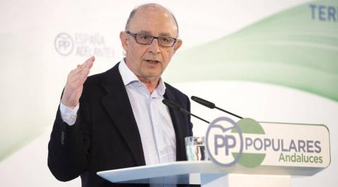 Montoro espera que los Prespuestos se puedan aprobar al principio del verano Montoro espera que los Prespuestos se puedan aprobar al principio del verano