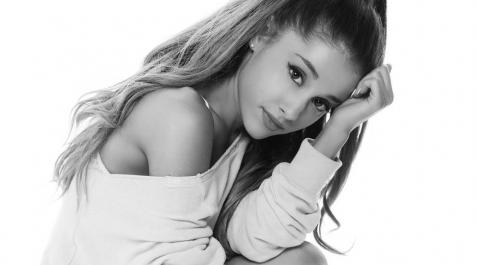 La cantante Ariana Grande, La cantante Ariana Grande,