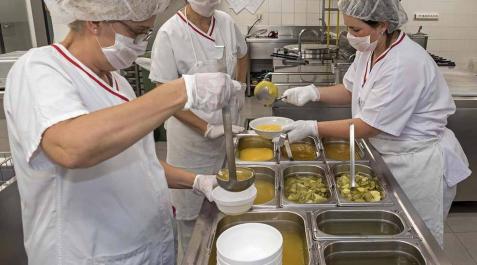 Una cocina de notable alto para el hospital García Orcoyen Una cocina de notable alto para el hospital García Orcoyen