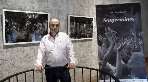Miguel Bergasa muestra la evolución de los Sanfermines en tres décadas Miguel Bergasa muestra la evolución de los Sanfermines en tres décadas