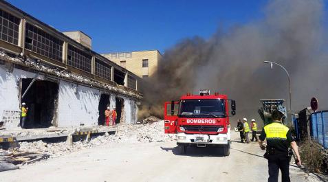 Incendio en el antiguo matadero de Pamplona Incendio en el antiguo matadero de Pamplona