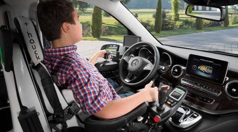 El 'coche fantástico' para grandes discapacitados El 'coche fantástico' para grandes discapacitados