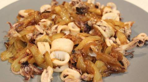 Calamares encebollados Calamares encebollados