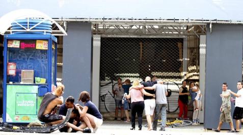 Atropello masivo en Barcelona atropello masivo por una furgoneta en las Ramblas de Barcelona