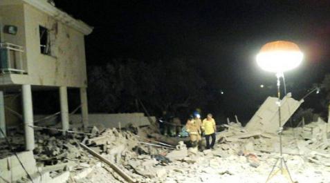 Un muerto y 7 heridos al derrumbarse una casa por una explosión de gas Un muerto y 7 heridos al derrumbarse una casa por una explosión de gas