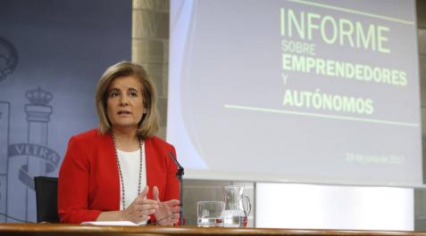 Fátima Báñez en la rueda de prensa posterior al Consejo de Ministros Fátima Báñez en la rueda de prensa posterior al Consejo de Ministros