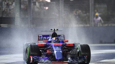Carlos Sainz, cuarto en una nueva victoria de Hamilton Carlos Sainz, cuarto en una nueva victoria de Hamilton