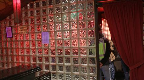 Operación policial en un club de alterne de la Ribera navarra. Operación policial en un club de alterne de la Ribera navarra.
