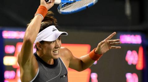 Muguruza estrena el número uno mundial arrollando a Mónica Puig Muguruza estrena el número uno mundial arrollando a Mónica Puig