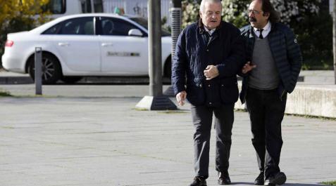 Paxi Izco con su abogado Javier Asiáin Paxi Izco con su abogado Javier Asiáin