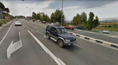 Herido un motorista al chocar con un coche en la A-15, a la altura de Zizur Mayor Herido un motorista al chocar con un coche en la A-15, a la altura de Zizur Mayor