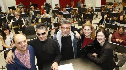Serafín Zubiri: “Es un lujo contar con 50 músicos que te respaldan” Serafín Zubiri: “Es un lujo contar con 50 músicos que te respaldan”