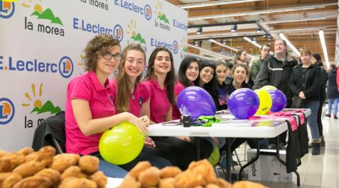 E.Leclerc Pamplona celebra San Blas con su tradicional chocolatada E.Leclerc Pamplona celebra San Blas con su tradicional chocolatada