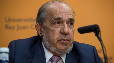 El director del máster de Cifuentes no aclara la posible falsificación de firmas El director del máster de Cifuentes no aclara la posible falsificación de firmas