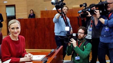 Cifuentes se remite a la Universidad para aclarar las dudas de su máster Cifuentes se remite a la Universidad para aclarar las dudas de su máster