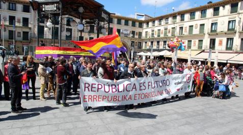 La Ribera celebra la fiesta del Día de la República La Ribera celebra la fiesta del Día de la República