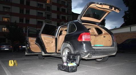 “A cualquiera nos pueden robar el coche” “A cualquiera nos pueden robar el coche”