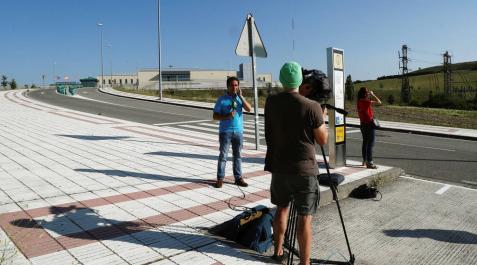 Reporteros se congregan en la cárcel de Pamplona a la espera de la salida de 'La Manada' Reporteros se congregan en la cárcel de Pamplona a la espera de la salida de 'La Manada'