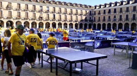 Ocaña bate el récord de jugadores de tenis de mesa simultáneos Ocaña bate el récord de jugadores de tenis de mesa simultáneos