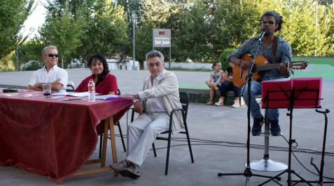 Un recital poético reúne a más de 200 personas en Cascante Un recital poético reúne a más de 200 personas en Cascante