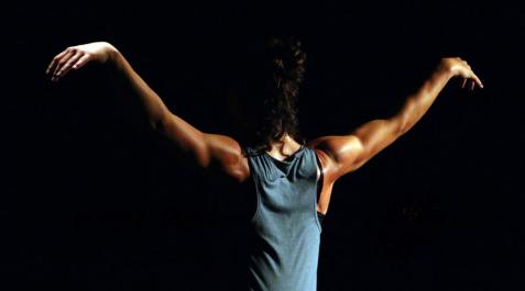 Sigue este miércoles el ciclo municipal de danza con el espectáculo 'Drei' Sigue este miércoles el ciclo municipal de danza con el espectáculo 'Drei'
