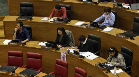 El grupo de Podemos asiste con normalidad al pleno pese a su crisis interna El grupo de Podemos asiste con normalidad al pleno pese a su crisis interna