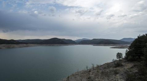 El embalse de Itoiz ha servido de colchón para hacer frente a la sequía de los últimos meses. El embalse de Itoiz ha servido de colchón para hacer frente a la sequía de los últimos meses.