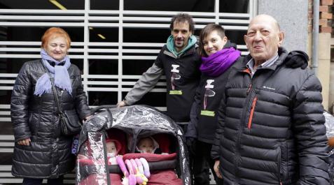 Madres que reclaman la devolución del IRPF: “No es una rabieta, es algo justo” Madres que reclaman la devolución del IRPF: “No es una rabieta, es algo justo”