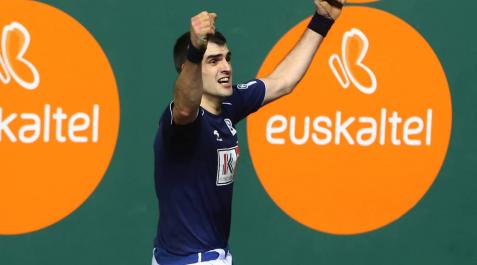Ezkurdia, campeón del Cuatro y Medio en el Navarra Arena Ezkurdia, campeón del Cuatro y Medio en el Navarra Arena